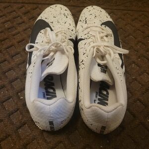 NIKE Zoom Rival S 9 "Paint Splatter" B&W Colorway Mens Track Spikes